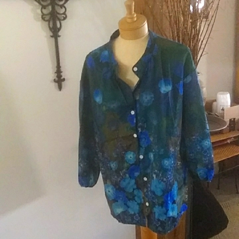 Long sleeve top
